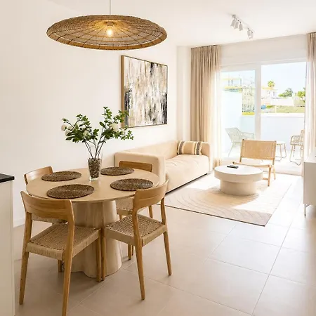 Celere Sea View Pool Gym Parking Apartment Estepona