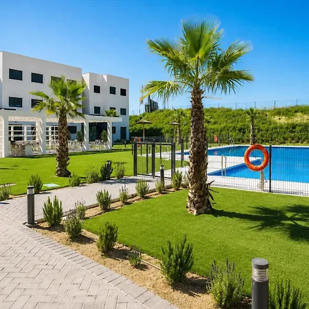 Celere Sea View Pool Gym Parking *
