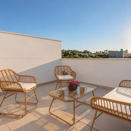 Lejlighed Celere Sea View Pool Gym Parking Estepona